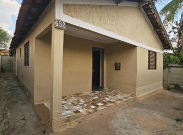 202510211018333157.jpg · Casa para Venda em Ibirá, Centro, 3 dormitórios, 1 banheiro