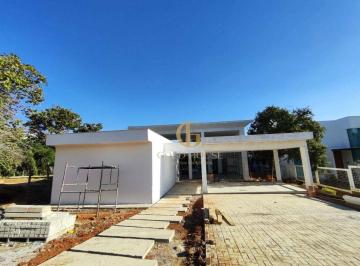 cf3f4d4361eeb1c26499c5ef6582c76e90b27c18 · Casa emLagoa Santa noCondmínioBoulevard