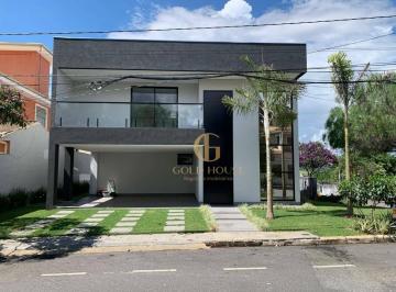 3d9219c67c126b9f320c07a355053a13993bda00 · Casa no condomínio Rosa dos Ventos em Vespasiano.