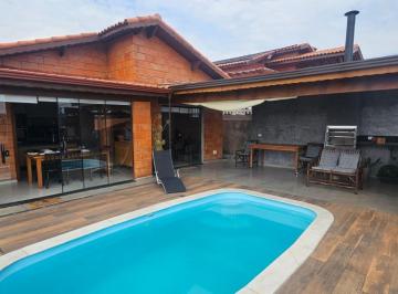 Foto 01 · Chálé com 3 Quartos e 2 banheiros à Venda, 210 m² por R$ 550.000 Cód. ch2497