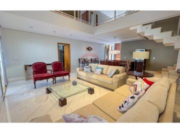 Casa · 450m² · 5 Quartos · 4 Vagas · 04 suítes no Res. Kalyandra - Jockey. AC FINANCIAMENTO