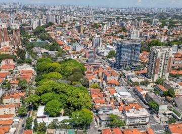 DSC_20260613_105057_000.jpeg · Confortável casa para venda em Jardim São Paulo(Zona Norte) com 4 quartos, sendo 3 suítes, 315m² - f