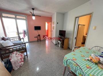 Foto 01 · Apartamento à venda - no Centro