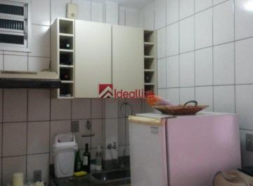 Foto 01 · Apartamento à venda - no Centro