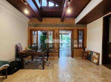 Casa · 200m² · 3 Quartos · 3 Vagas · Casa Térrea de Alto Padrão na Vila Madalena Exclusividade e Sofisticação