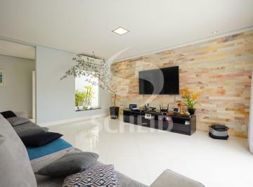 Casa · 248m² · 5 Quartos · 3 Vagas · Casa à venda na Chácara Monte Alegre. 5 quartos (3 suítes), 4 vagas