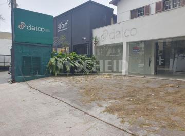 Comercial · 230m² · 4 Quartos · 4 Vagas · Casa comercial para locação de 230,00m² útil, próximo ao metro Moema.