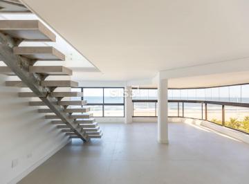 Apartamento · 333m² · 4 Quartos · 3 Vagas · Cobertura Duplex à venda no Edifício Ilha de Miko
