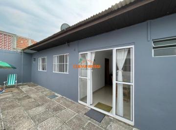 Casa · 37m² · 2 Quartos · 1 Vaga · Casa à Venda em Gaivotas Apenas 250 metros do Mar! Matinhos