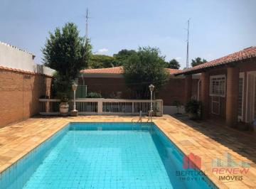 Casa · 412m² · 4 Quartos · 2 Vagas · Casa à venda no Centro de Vinhedo/Sp
