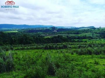 Rural · 45m² · 5 Vagas · Sitio a venda em São Pedro, bairro Tanquan