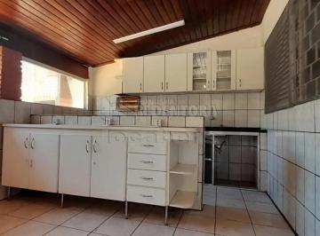 Casa · 65m² · 2 Quartos · 1 Vaga · Casa Padrão para Locação ou Venda com 02 Dormitórios no bairro Parque das Aroeiras II
