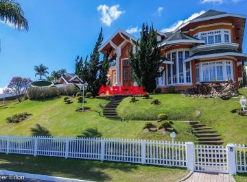 Casa · 444m² · 4 Quartos · 5 Vagas · Elegância e Harmonia com a Natureza - Um Refúgio de Luxo no Condomínio Quinta dos Lagos