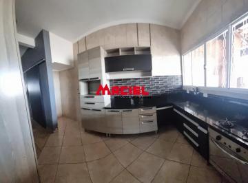 Casa · 111m² · 3 Quartos · 2 Vagas · Sobrado Espaçoso e Elegante no Jardim Santa Luzia - Conforto e Localização Privilegiada