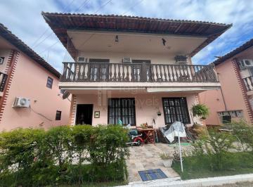 Casa · 150m² · 3 Quartos · 1 Vaga · Flamboyants Vertical Flats - Casa à venda no bairro Areal - Araruama/RJ