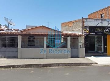 Casa · 200m² · 3 Quartos · 1 Vaga · Casa 3/4 com suíte na Cidade Nova, Feira de Santana, Bahia