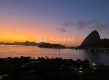 Apartamento · 181m² · 3 Quartos · 2 Vagas · Apartamento com 03 quartos à venda, de 180m2 e com 02 vagas no Flamengo!