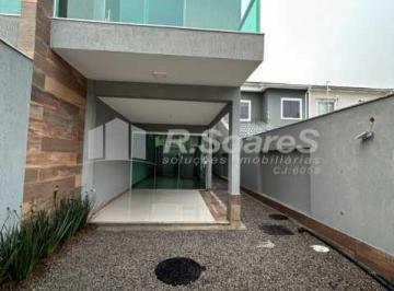 Casa · 128m² · 3 Quartos · 2 Vagas · Casa com 3 quartos sendo 1 suíte, Freguesia Jacarepaguá Rj.