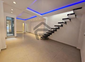 Casa · 160m² · 3 Quartos · 1 Vaga · Sobrado à Venda na Chácara Japonesa (Granja Julieta)