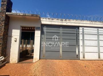 8414398c4eb20419e6517510954615dcc907b3ac · Casa com 2 dormitórios à venda por R$ 550.000,00 - Setor Central - Itumbiara/GO