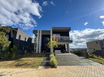 1058cf69e070d43a578b3d0a3cb515d417c20576 · Casa em Vespasiano no Condomínio Alphaville