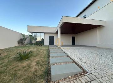 b7cde42ba0c8a9f9528997702186c5b46479c349 · Casa em Lagoa Santa no condomínio Parque dos Buritis