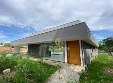 0ca2c8bd2e32f31f8d4ea63f2de2827faac4d50e · Casa com 3 dormitórios à venda, 246 m² por R$ 1.400.000,00 - Condomínio Estância das Aroeiras - Lago