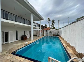 Casa de 6 quartos, Itanhaém · CASA COM 6 QUARTOS PÉ NA AREIA COM PISCINA EM ITANHAÉM 