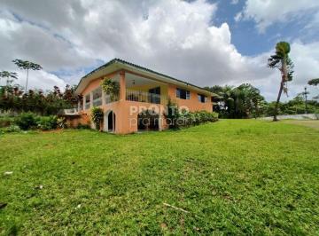 Casa de 5 quartos, Camaragibe · Excelente Granja localizada em Aldeia com um terreno de 35.800,00m² 