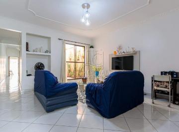 Casa · 218m² · 3 Quartos · 2 Vagas · Sobrado espaçoso com piscina e área gourmet à venda na Vila Camilópolis