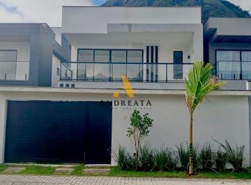 Casa · 214m² · 4 Quartos · 4 Vagas · Venda de Casa em Condomínio com 4 quarto(s), 4 suíte(s), 214 m², por R$ 1.5 milhão, no condomínio Co