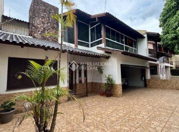 Casa · 350m² · 4 Quartos · 3 Vagas · Casa 4 dormitórios 350m2 privativos 3 vagas de garagem no bairro Jardim Planalto