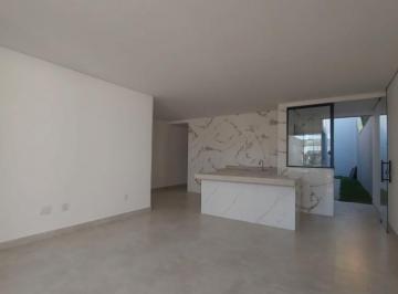 Casa · 10m² · 2 Quartos · 1 Vaga · VENDE-SE CASA TÉRREA – SEM ESCADAS – ALTO PADRÃO DE ACABAMENTO