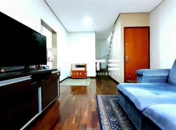 Casa · 170m² · 3 Quartos · 2 Vagas · Excelente sobrado em condomínio fechado