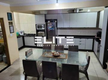Casa · 213m² · 3 Quartos · 1 Vaga · Sobrado à venda, 3 quartos, 1 vaga, Vila Homero Thon - Santo André/SP