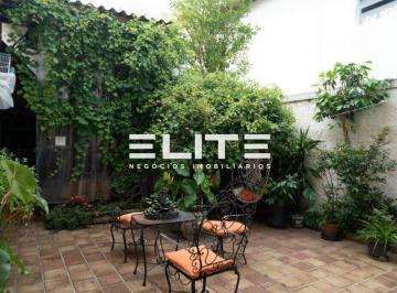 Casa · 192m² · 3 Quartos · 4 Vagas · Excelente sobrado Bairro Campestre