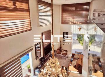 Casa · 260m² · 4 Quartos · 4 Vagas · Sobrado de Alto Padrão à Venda – Jardim São Caetano | São Caetano do Sul
