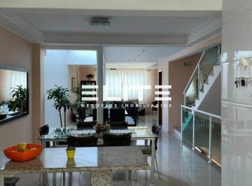 Casa · 193m² · 3 Quartos · 4 Vagas · Magnífico Sobrado Vila Scarpelli Excelente Local Santo André