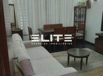 Casa · 200m² · 3 Quartos · 2 Vagas · Sobrado a venda com todo o conforto, espaço e segurança que você e sua família merecem.