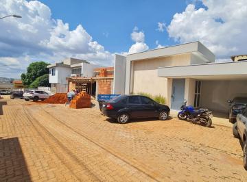 Casa de 3 quartos, Vicente Pires · Casa 3 suítes a venda em Colonia Agrícola Vicente Pires 