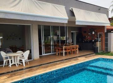 Casa · 238m² · 3 Quartos · 10 Vagas · Casa à venda no Jardim Estância Brasil, Atibaia