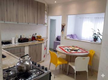 Apartamento · 3 Quartos · 1 Vaga · Apto - 1 Suíte + 2 Qts - Mobiliado - 74 M² - São Judas - Itajaí/Sc