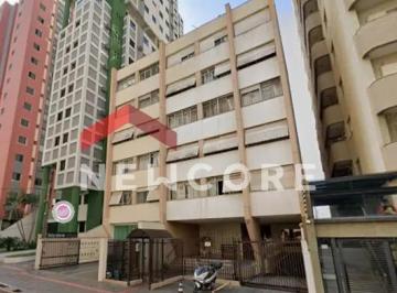 Apartamento · 90m² · 2 Quartos · 1 Vaga · Apartamento em  Rua Prefeito Hugo Cabral - Centro - Londrina/PR