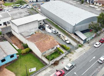 Casa · 249m² · 2 Quartos · 1 Vaga · Casa com Barracão a venda em Campo Largo/PR - Vila Ferrari