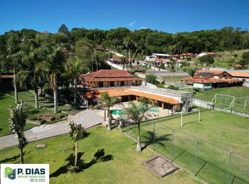 Rural · 4800m² · 4 Quartos · 4 Vagas · Refúgio Colonial em Pinhalzinho com Área de Lazer Única
