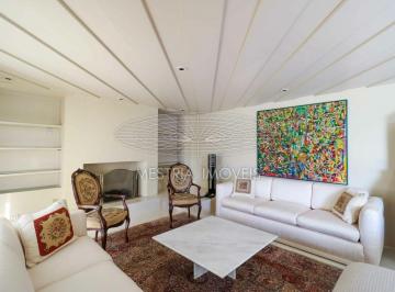 Apartamento · 476m² · 4 Quartos · 4 Vagas · More na melhor localização do bairro, em frente ao verde e muita luz.