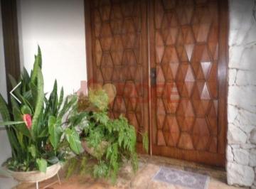 Casa · 279m² · 4 Quartos · 5 Vagas · Linda casa na área nobre do  Bosque Saúde!!!