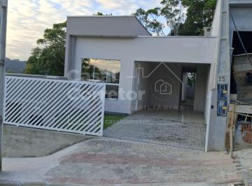 Casa · 80m² · 3 Quartos · 1 Vaga · CASA BAIXA DE 3 DORMITÓRIOS SENDO 1 SUÍTE