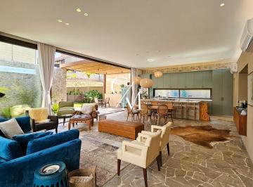 Casa · 313m² · 3 Quartos · 4 Vagas · Reserva Marajoara - Casa Térrea à Venda no Condomínio Reserva Marajoara em Jundiaí/SP