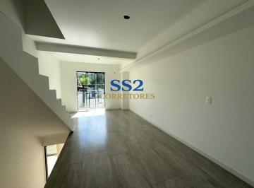 Casa · 126m² · 2 Quartos · 1 Vaga · Sobrado Padrão em Blumenau/sc.